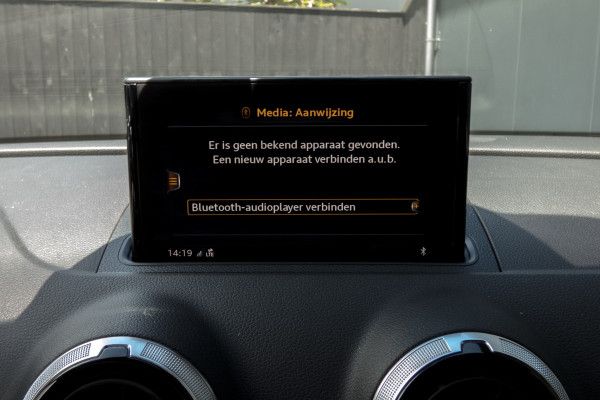 Audi A3 CABRIOLET 40 TFSI CoD Design Pro Line Plus Quattro | S-line