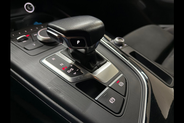 Audi A4 Avant 1.4 TFSI Sport S line black edition | 150 PK | 19 Inch | Navigatie | Camera | Side Assist | Stoelverwarming