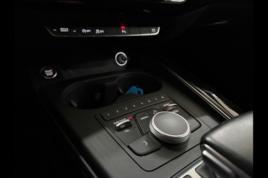 Audi A4 Avant 1.4 TFSI Sport S line black edition | 150 PK | 19 Inch | Navigatie | Camera | Side Assist | Stoelverwarming