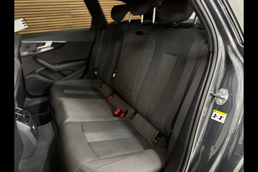 Audi A4 Avant 1.4 TFSI Sport S line black edition | 150 PK | 19 Inch | Navigatie | Camera | Side Assist | Stoelverwarming