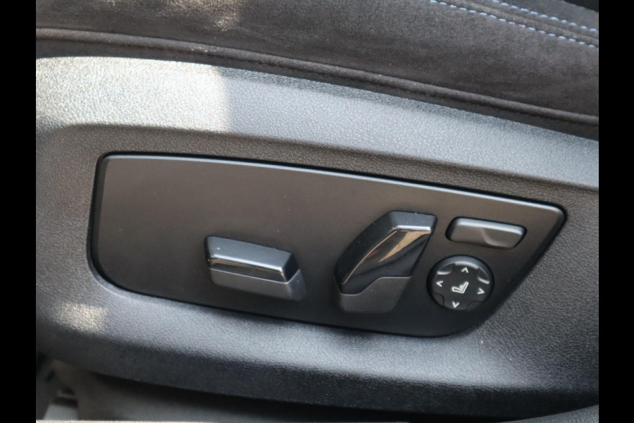 BMW 5 Serie Touring 530d High Executive M Sport Pakket Automaat / Live Cockpit Professional / Head-Up Display / Panoramadak / Laser / Adaptieve Cruise Control / Stoelverwarming / HiFi / 20 Inch / Sportstoelen voor / DAB