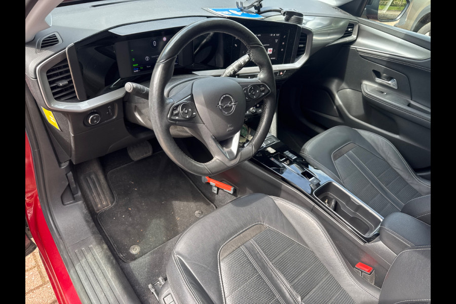 Opel Mokka-e Elegance 50-kWh / SoH 93,3% / Camera / Leder / CarPlay / Leder / Keyless / 17'' / DAB / Stuur+Stoelverwarming / Cruise Control