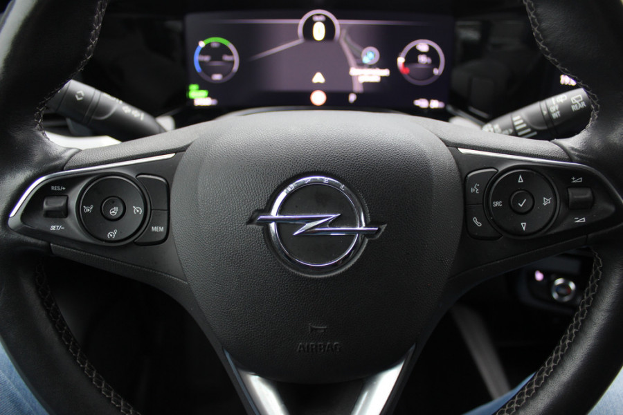 Opel Mokka-e Elegance 50-kWh / SoH 93,3% / Camera / Leder / CarPlay / Leder / Keyless / 17'' / DAB / Stuur+Stoelverwarming / Cruise Control