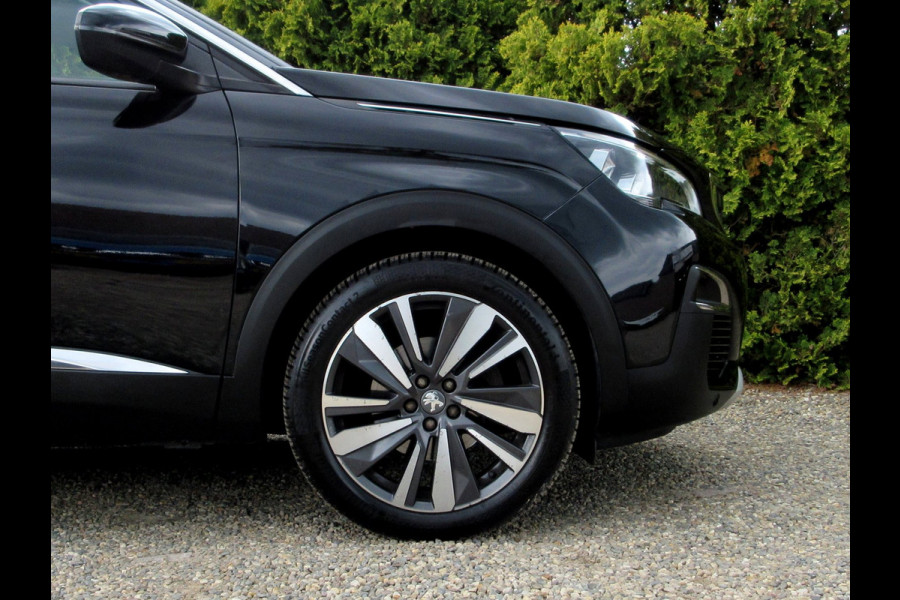 Peugeot 3008 1.2 PureTech Allure * Navi * Camera * Carplay *