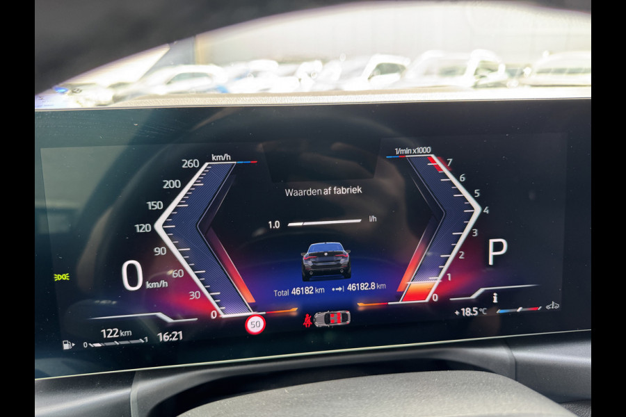 BMW 4 Serie Gran Coupé 420i Business Edition Plus | M-Sport Pakket | Schuifdak | Prijs Rijklaar!!