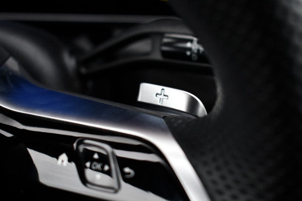 Mercedes-Benz GLC 300e 4M AMG Premium Distronic Burmester Night 20inch
