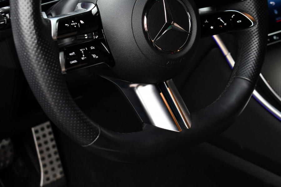 Mercedes-Benz GLC 300e 4M AMG Premium Distronic Burmester Night 20inch