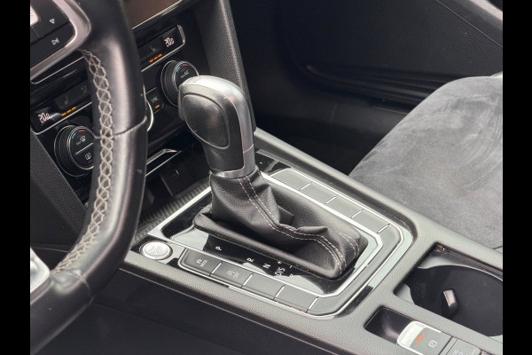 Volkswagen Arteon 1.5 TSI R-Line LED ACC Pano Camera Virtual