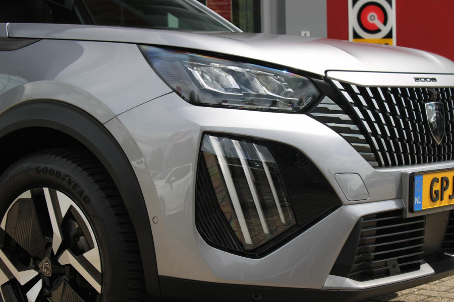 Peugeot 2008 1.2 100PK ALLURE | TREKHAAK | CAMERA VOOR + ACHTER | NAVIGATIE | DRAADLOZE APPLE CARPLAY/ANDROID AUTO | LED KOPLAMPEN | ALL SEASON BANDEN | ADAPTIVE CRUISE CONTROL | DODEHOEK DETECTIE | CLIMATE CONTROL | DAB+ RADIO |
