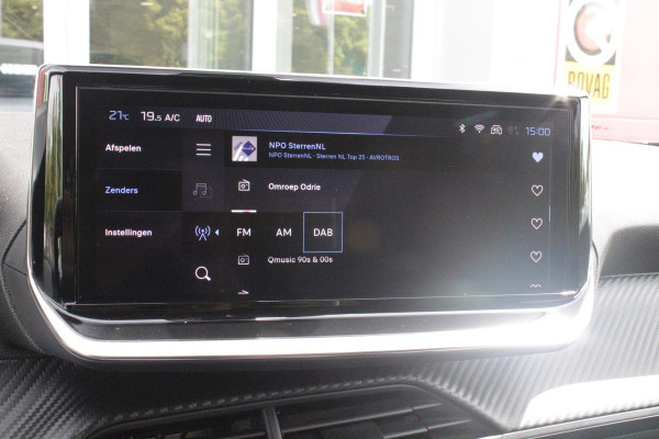 Peugeot 2008 1.2 100PK ALLURE | TREKHAAK | CAMERA VOOR + ACHTER | NAVIGATIE | DRAADLOZE APPLE CARPLAY/ANDROID AUTO | LED KOPLAMPEN | ALL SEASON BANDEN | ADAPTIVE CRUISE CONTROL | DODEHOEK DETECTIE | CLIMATE CONTROL | DAB+ RADIO |