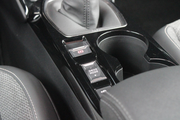 Peugeot 2008 1.2 100PK ALLURE | TREKHAAK | CAMERA VOOR + ACHTER | NAVIGATIE | DRAADLOZE APPLE CARPLAY/ANDROID AUTO | LED KOPLAMPEN | ALL SEASON BANDEN | ADAPTIVE CRUISE CONTROL | DODEHOEK DETECTIE | CLIMATE CONTROL | DAB+ RADIO |