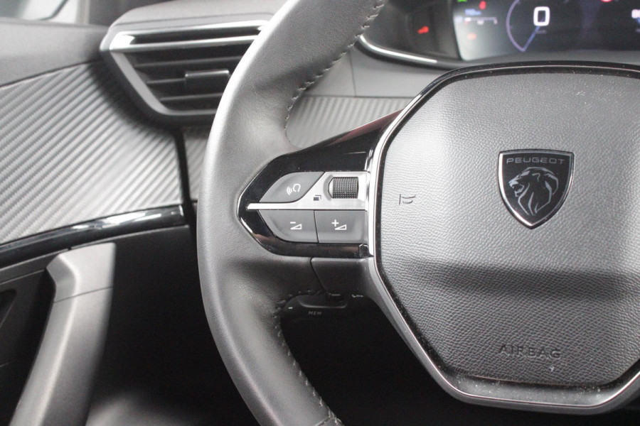 Peugeot 2008 1.2 100PK ALLURE | TREKHAAK | CAMERA VOOR + ACHTER | NAVIGATIE | DRAADLOZE APPLE CARPLAY/ANDROID AUTO | LED KOPLAMPEN | ALL SEASON BANDEN | ADAPTIVE CRUISE CONTROL | DODEHOEK DETECTIE | CLIMATE CONTROL | DAB+ RADIO |