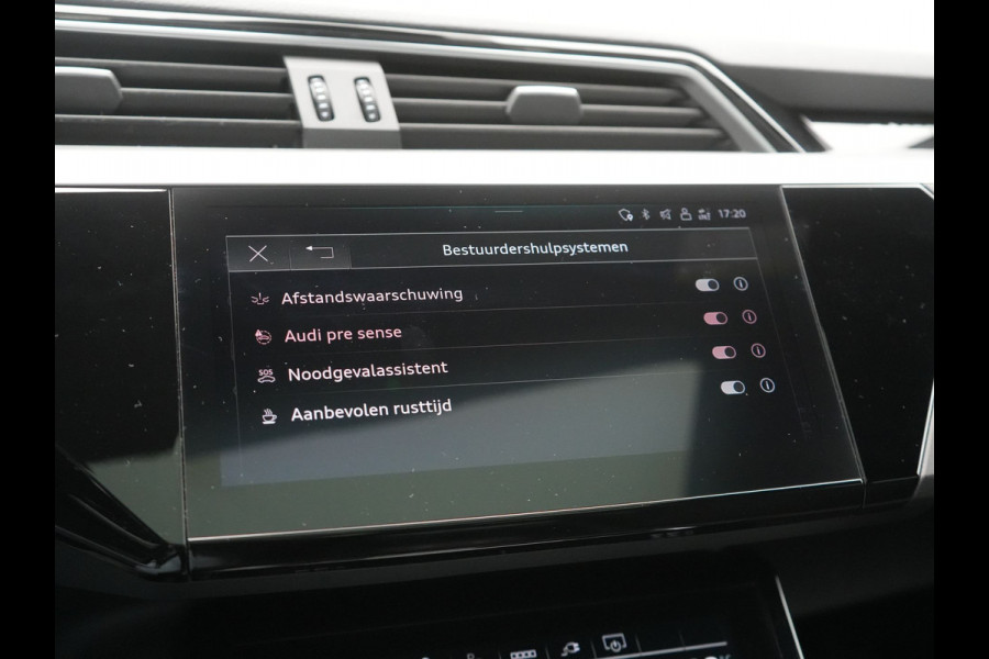 Audi e-tron 55 Quattro 2x S Line 95 kWh 408pk | Panodak | Luchtvering | Adaptive Cruise | 360 Camera | Matrix LED | Alcantara Sportstoelen Memory & Verwarmd | Apple Carplay | 22"L.M | Navigatie | DAB |