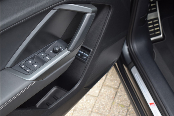 Audi Q3 Sportback 45 TFSI e S-Line Black Ed Navi Leder Camera Trekhaak 19 Inch