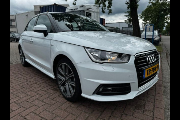 Audi A1 Sportback 1.0 TFSI 5deurs Advance S-Line Airco,Cruisecontrol,Navigatie