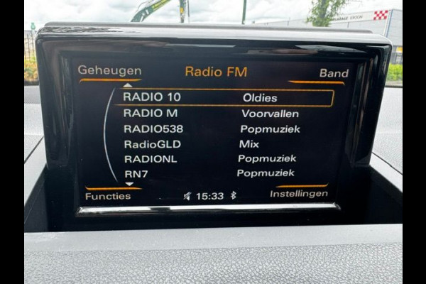 Audi A1 Sportback 1.0 TFSI 5deurs Advance S-Line Airco,Cruisecontrol,Navigatie