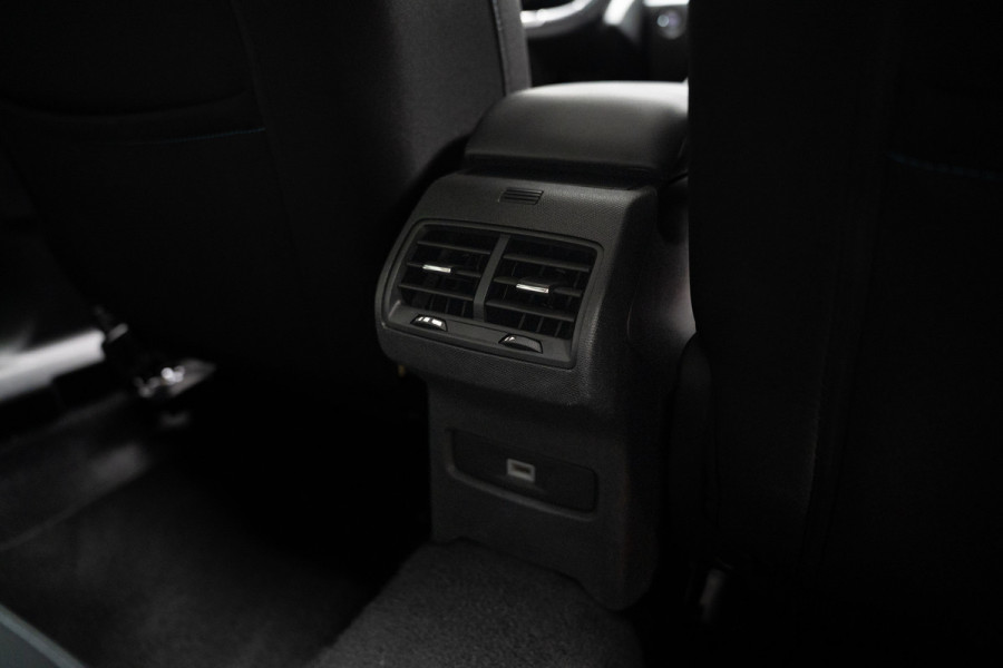 Citroën C4 1.2 Puretech Business Plus Leer HUD Navi Camera Climate ACC PDC Stoelverwarming LM velgen