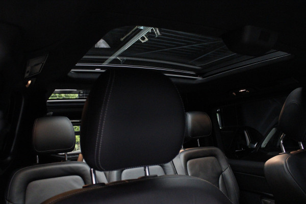 Mercedes-Benz V-Klasse 300d 4M Lang DC AMG-line 360 Burmester Panoramadak Distronic Carplay Carbon Black Pack Leer PTS Elektr. schuifdeuren Elektr. achterklep Alcantara binnenhemel Memory seats Stoelverwarming LM velgen