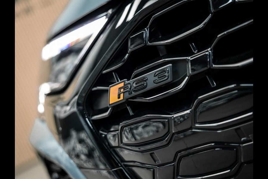 Audi A3 Sportback 2.5 TFSI RS 3 quattro