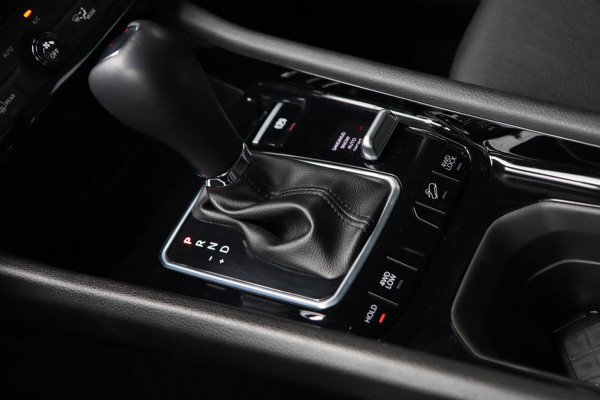 Jeep Compass 4xe 190 Plug-in Hybrid / ACC / CAMERA / NAP / KEYLESS / CARPLAY