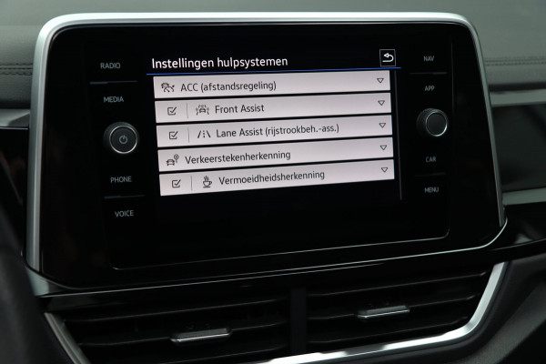 Volkswagen T-Roc 1.5 TSI 3x R-Line / PANO / ACC / VIRTUAL / CAMERA / KEYLESS / STUUR+STOELVERW