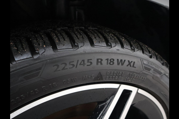 Mercedes-Benz B-Klasse 250e 218 PK AMG NIGHT + SFEERVERLICHTING | CAMERA | 18 INCH | STOELVERWARMING