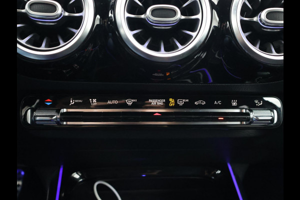 Mercedes-Benz B-Klasse 250e 218 PK AMG NIGHT + SFEERVERLICHTING | CAMERA | 18 INCH | STOELVERWARMING