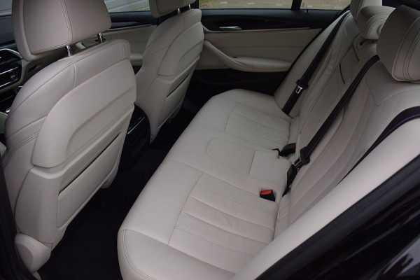 BMW 5 Serie 530i High Executive Edition*Dak*Navi*360Cam*M-Pakket*20"inch