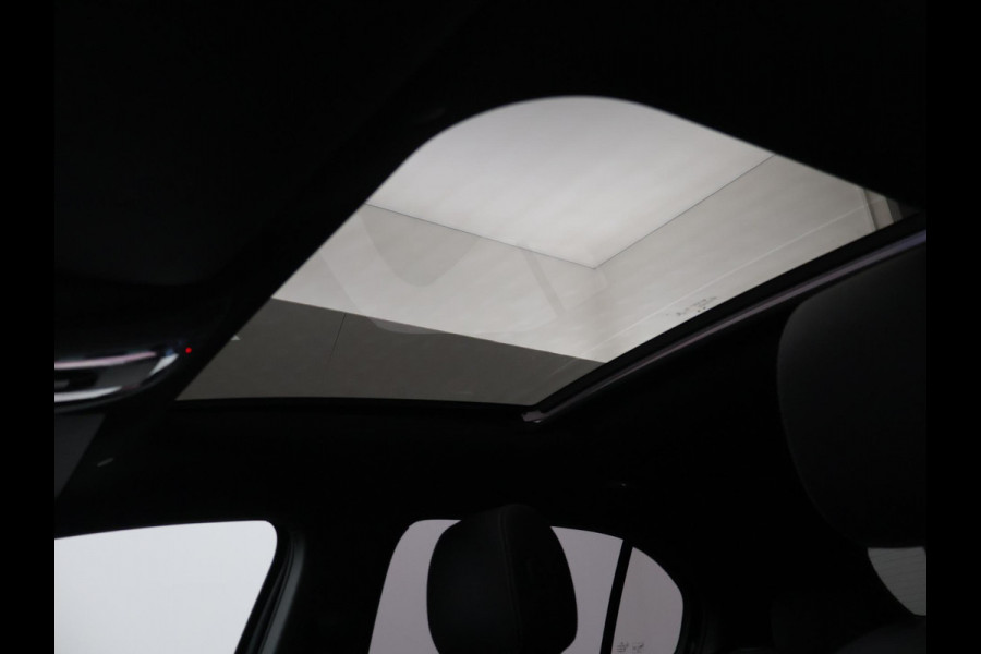 Mercedes-Benz A-Klasse 180 AUT. + PANORAMA SCHUIFDAK | SFEERVERLICHTING | MBUX WIDESCREEN | CAMERA