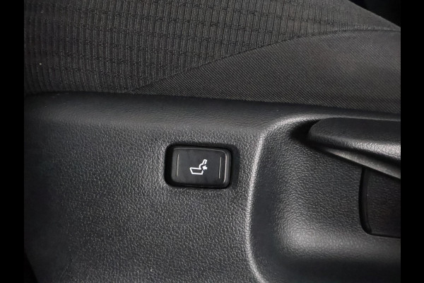 Toyota C-HR 1.8 Hybrid Executive Limited Bi-Tone | Navigatie | Stoelverwarming | Dodehoek Detectie | Camera |