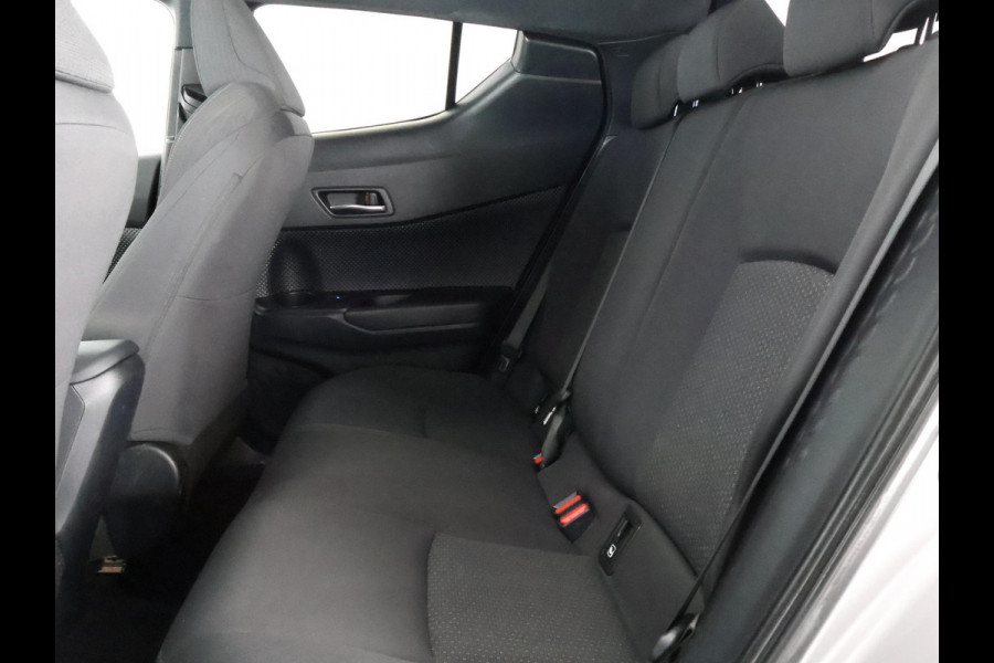 Toyota C-HR 1.8 Hybrid Executive Limited Bi-Tone | Navigatie | Stoelverwarming | Dodehoek Detectie | Camera |
