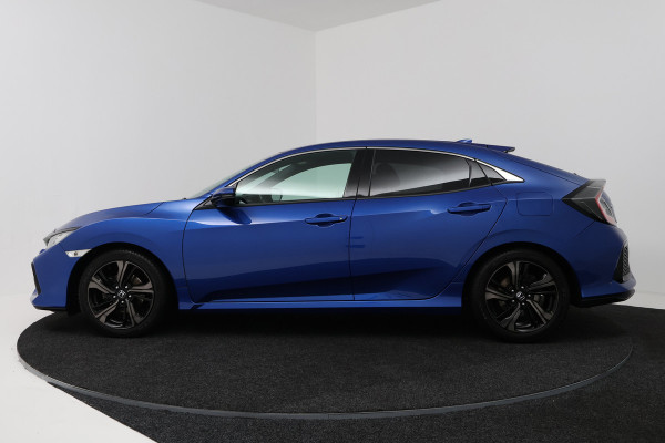 Honda Civic 1.0 i-VTEC Elegance (TREKHAAK, DIGITALE COCKPIT, CAMERA, STOELVERWARMING, CRUISE ADAPTIEF, PARKEERSENSOREN)
