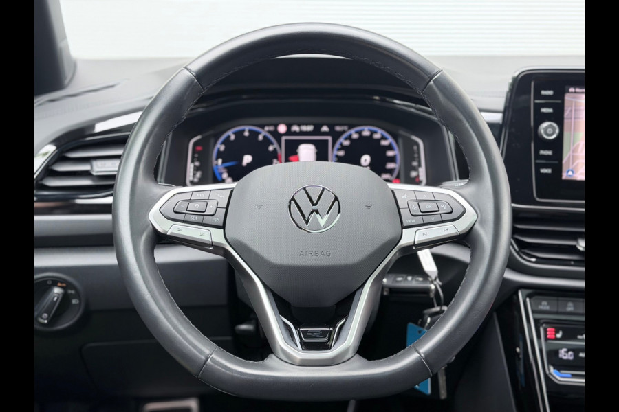 Volkswagen T-Roc 1.5 TSI 3x R-Line Pano/IQ.Light/Camera
