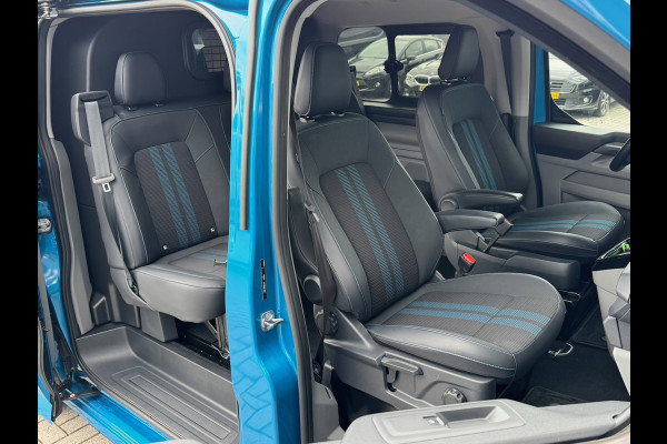 Ford Transit Custom 320 2.0 TDCI L1H1 Sport DC AWD 170pk | Elekt. Trekhaak | 19 inch | 5-pers | Digi Spiegel | Garantie 2028 | 4WD