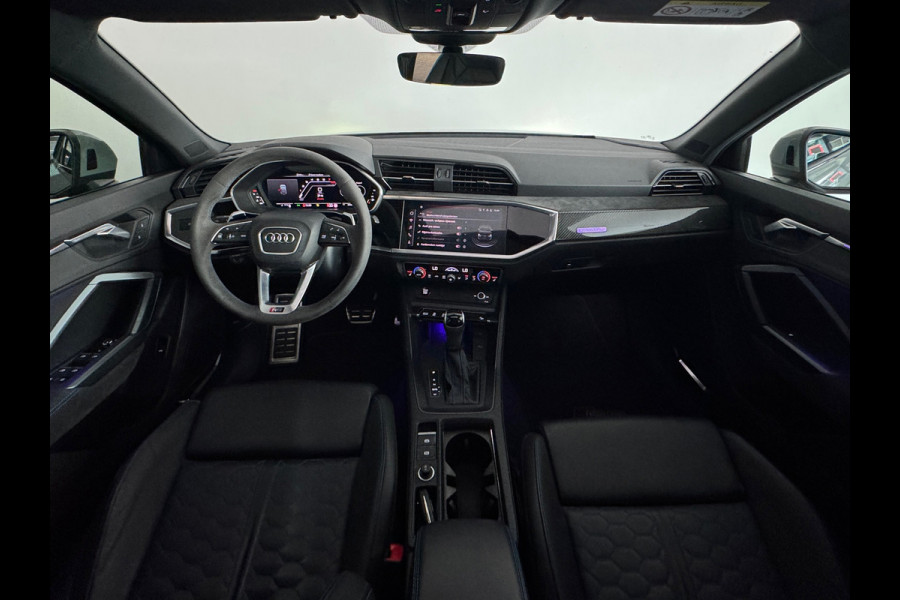Audi RSQ3 Sportback 2.5 TFSI Pano|Ceramic|B&O|Trekhaak|VOL