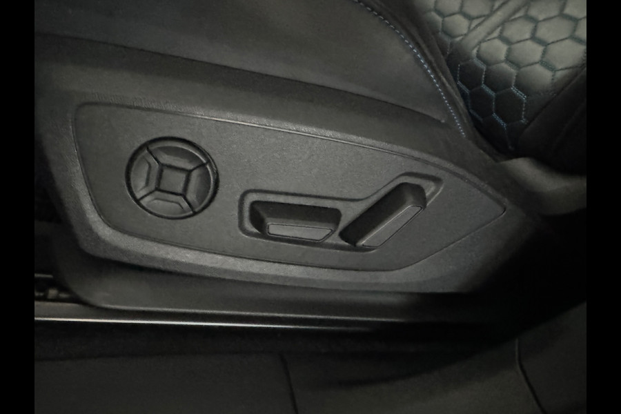 Audi RSQ3 Sportback 2.5 TFSI Pano|Ceramic|B&O|Trekhaak|VOL