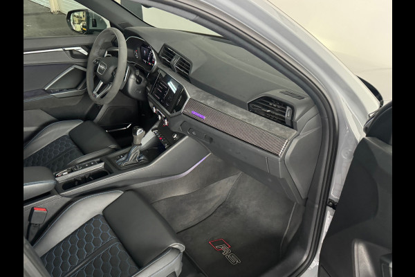 Audi RSQ3 Sportback 2.5 TFSI Pano|Ceramic|B&O|Trekhaak|VOL