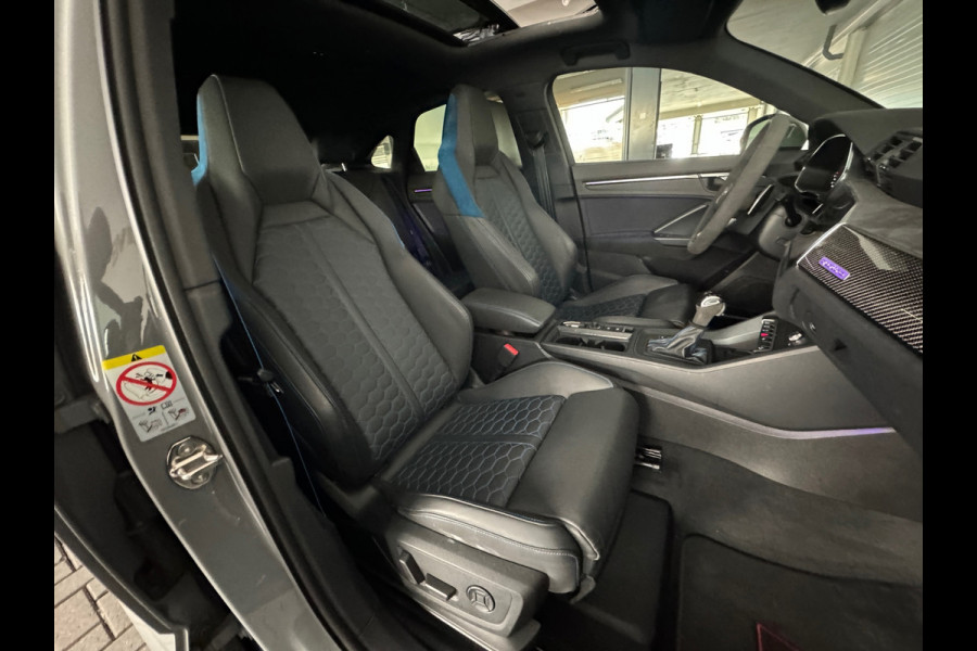 Audi RSQ3 Sportback 2.5 TFSI Pano|Ceramic|B&O|Trekhaak|VOL