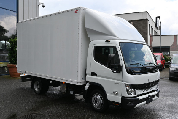 FUSO Canter 3C15 3.0 DI 340 Bakwagen met laadklep Dhollandia klep, Geveerde stoel