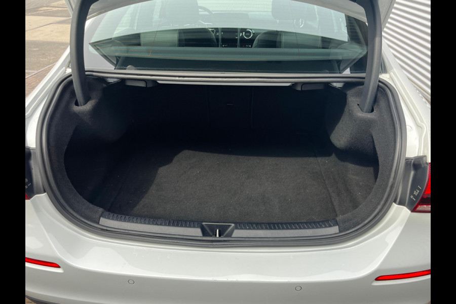 Mercedes-Benz A-Klasse 180 Business Solution