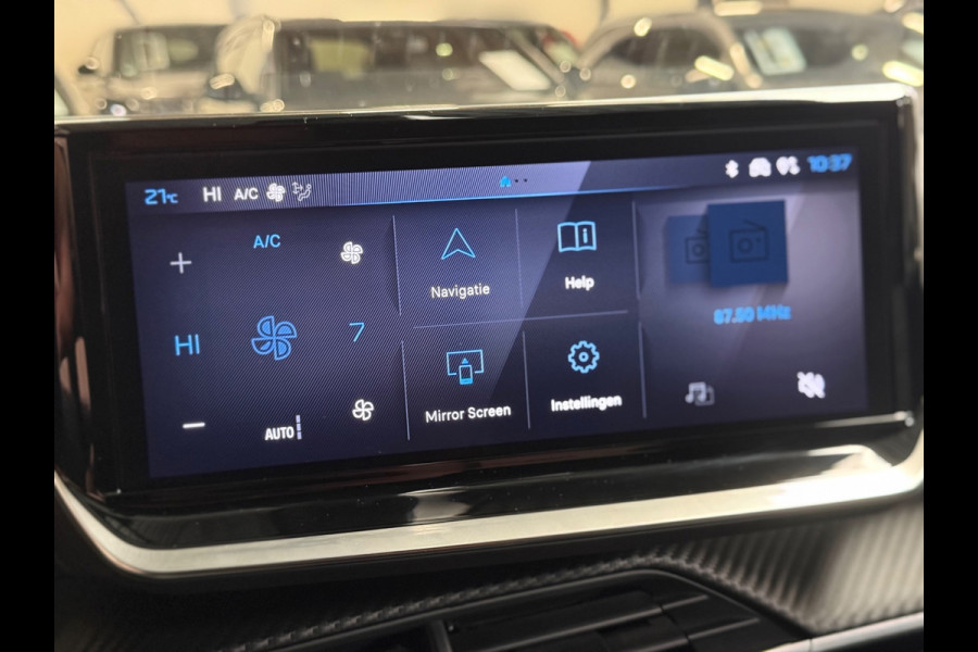 Peugeot 2008 1.2 PureTech 100 Allure | Keyless | 360 camera | CarPlay | Side assist | 1e eigenaar