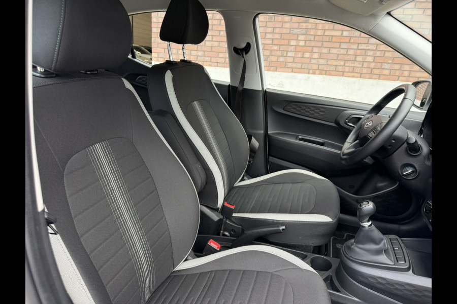 Hyundai i10 1.0 Comfort / Apple CarPlay-Android / Navigatie + Camera / Cruisie Control / 1e Eigenaar / NED-Hyundai