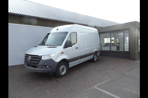 Mercedes-Benz Sprinter 317 1.9 CDI L2H2 lage km