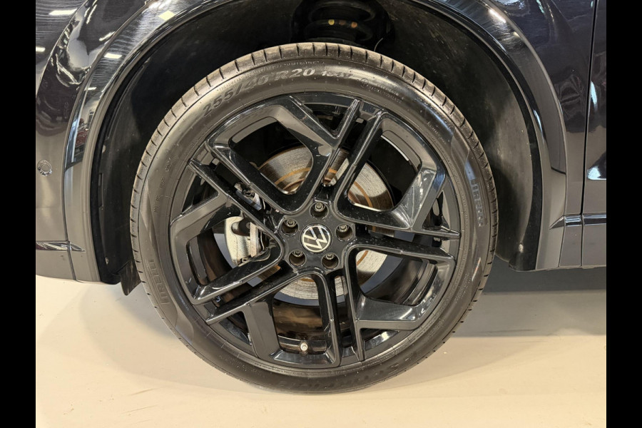 Volkswagen Tiguan 1.5 eHybrid R-Line Black Style 272pk 20"/VOL Leder + memory/Trekhaak/Harman Kardon/Stuur + stoelverwarming + koeling/Matrix LED/Dodehoek/Head-up