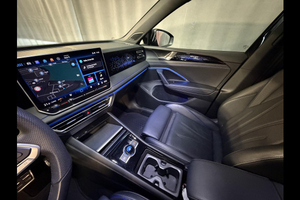 Volkswagen Tiguan 1.5 eHybrid R-Line Black Style 272pk 20"/VOL Leder + memory/Trekhaak/Harman Kardon/Stuur + stoelverwarming + koeling/Matrix LED/Dodehoek/Head-up