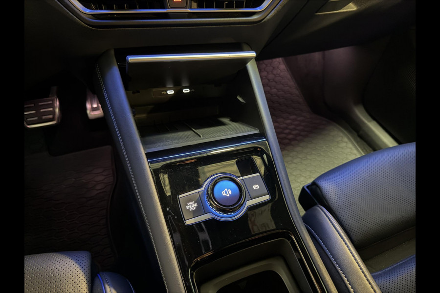 Volkswagen Tiguan 1.5 eHybrid R-Line Black Style 272pk 20"/VOL Leder + memory/Trekhaak/Harman Kardon/Stuur + stoelverwarming + koeling/Matrix LED/Dodehoek/Head-up