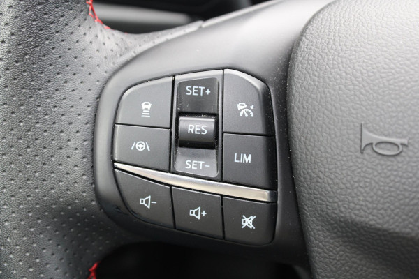 Ford Focus 1.0 EcoBoost 155 PK Hybrid ST Line X AUTOMAAT | Panoramadak | Camera | Winterpack | Adaptieve Cruise Control | BLIS |