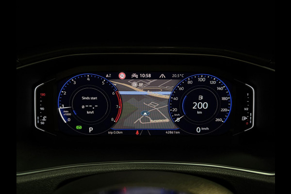Volkswagen T-Roc 1.5 TSI Sport Business R 19"/Panoramadak/Trekhaak/Dodehoek/Camera/Adaptieve cruise/Apple Carplay & Android Auto/Camera/PDC v+a