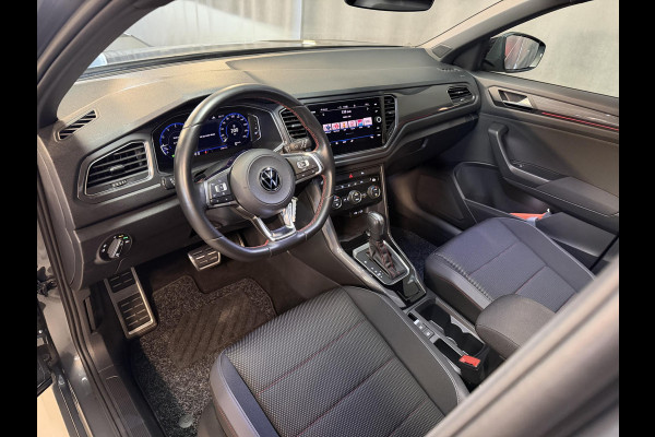 Volkswagen T-Roc 1.5 TSI Sport Business R 19"/Panoramadak/Trekhaak/Dodehoek/Camera/Adaptieve cruise/Apple Carplay & Android Auto/Camera/PDC v+a
