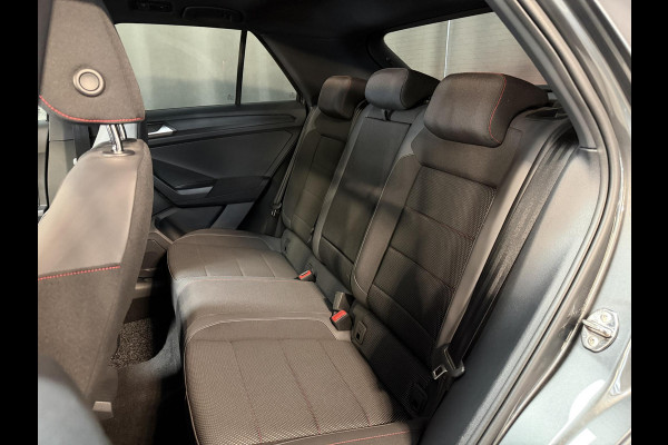 Volkswagen T-Roc 1.5 TSI Sport Business R 19"/Panoramadak/Trekhaak/Dodehoek/Camera/Adaptieve cruise/Apple Carplay & Android Auto/Camera/PDC v+a